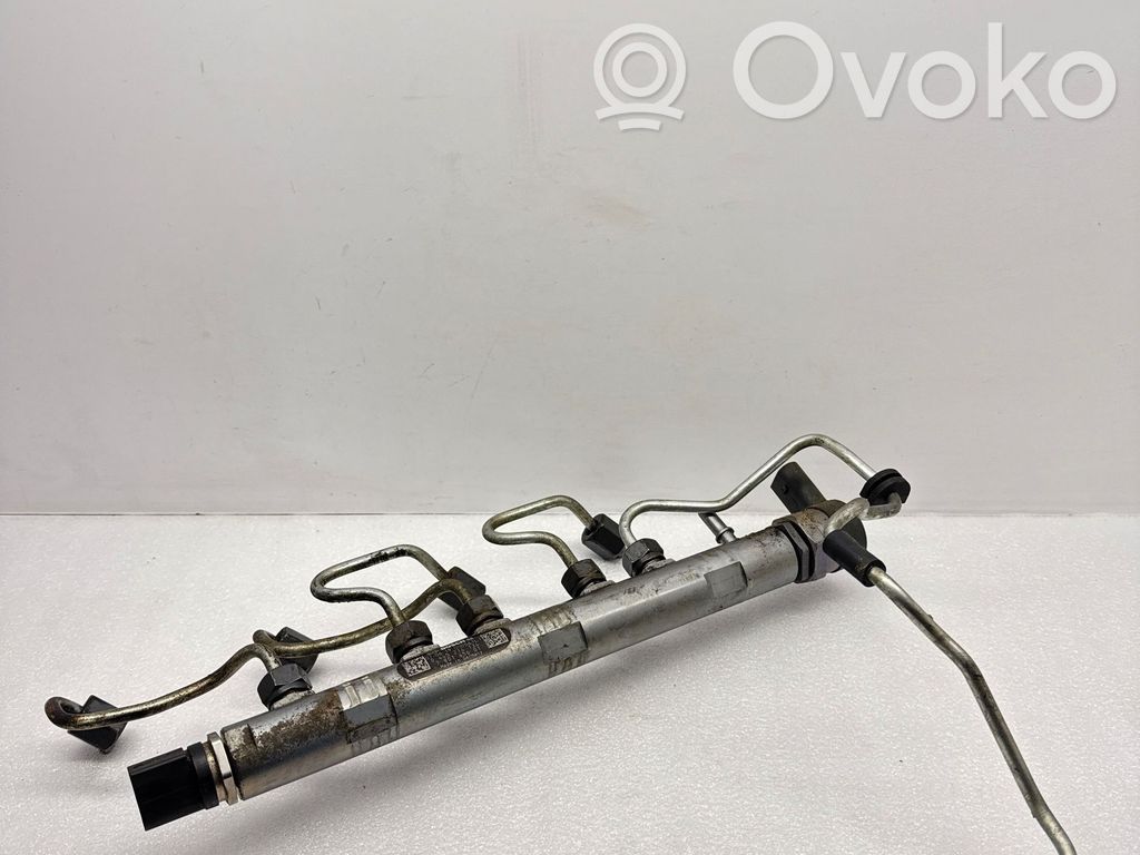 BMW 1 E81 E87 Fuel main line pipe 