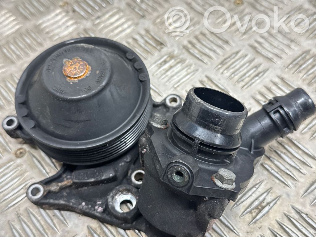 BMW 5 F10 F11 Pompa wody 
