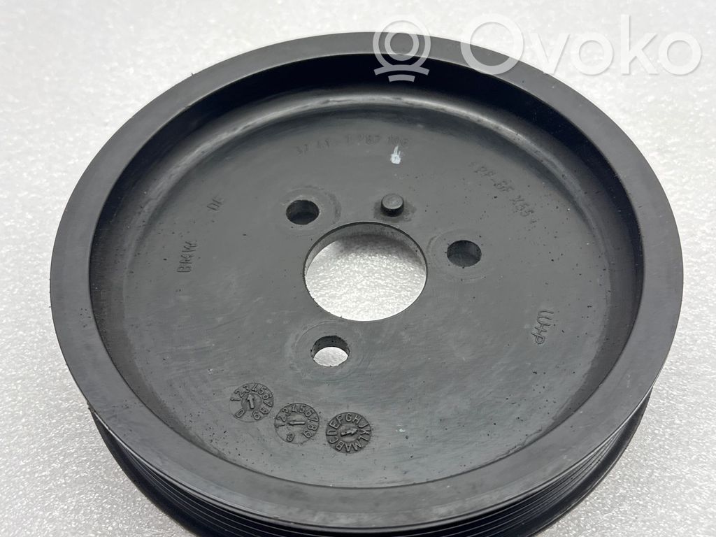 BMW 5 E60 E61 Power steering pump pulley 