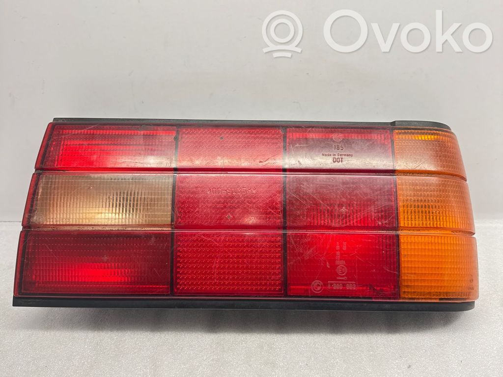 BMW 3 E30 Galinis žibintas kėbule 