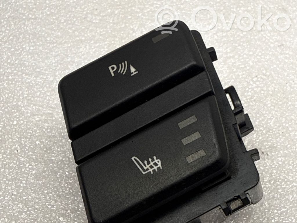 BMW 5 E60 E61 Seat heating switch 