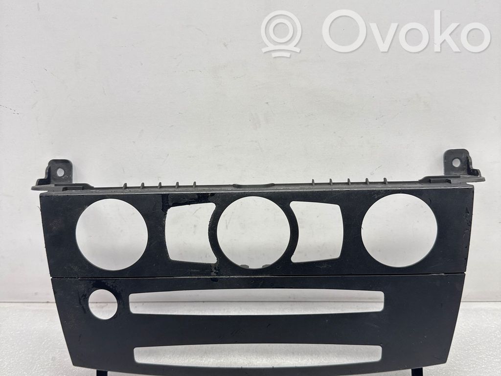 BMW 5 E60 E61 Climate control unit 