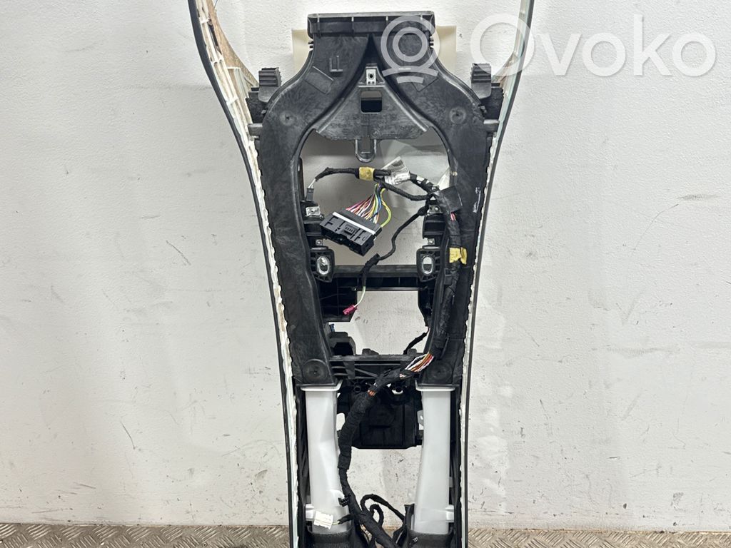 BMW 5 G30 G31 G38 Tunel środkowy 