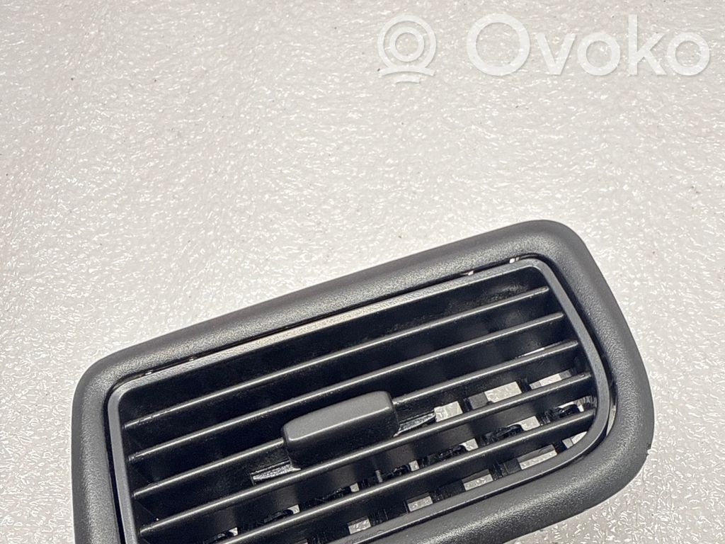 Fiat Doblo Centrinės oro grotelės 