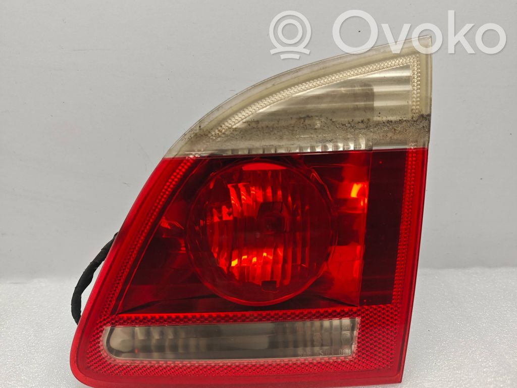 Tailgate rear/tail lights   6935332,278822