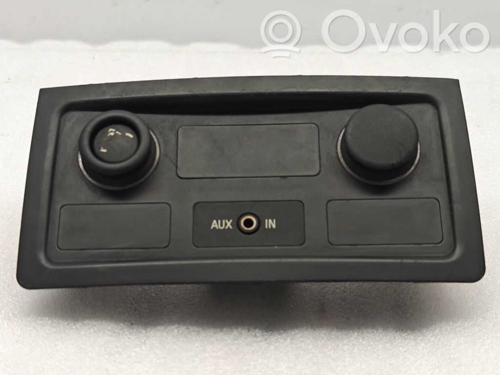 BMW 5 E60 E61 Panel gniazda zapalniczki tylnej tunelu środkowego 