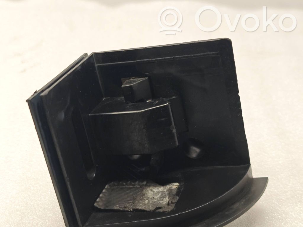 BMW 5 E60 E61 Parcel shelf load cover mount bracket 