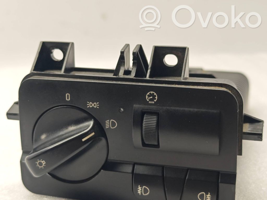 BMW 3 E46 Panelės apšvietimo reguliavimo jungtukas 