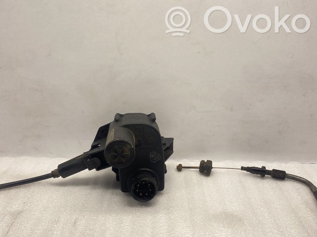 BMW 7 E38 Cruise control unit/module 