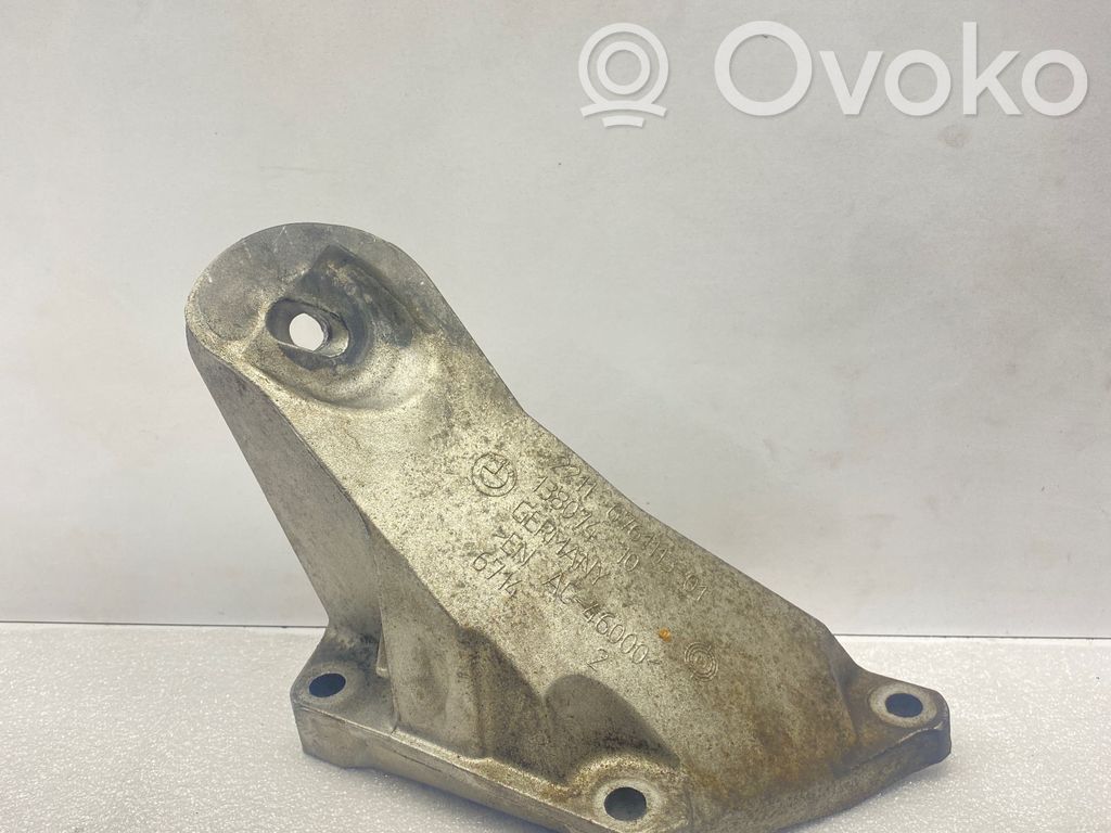 BMW 6 E63 E64 Engine mounting bracket 