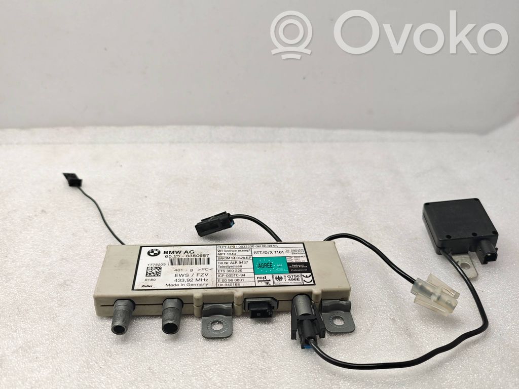 BMW 7 E38 Antenos stiprintuvas 