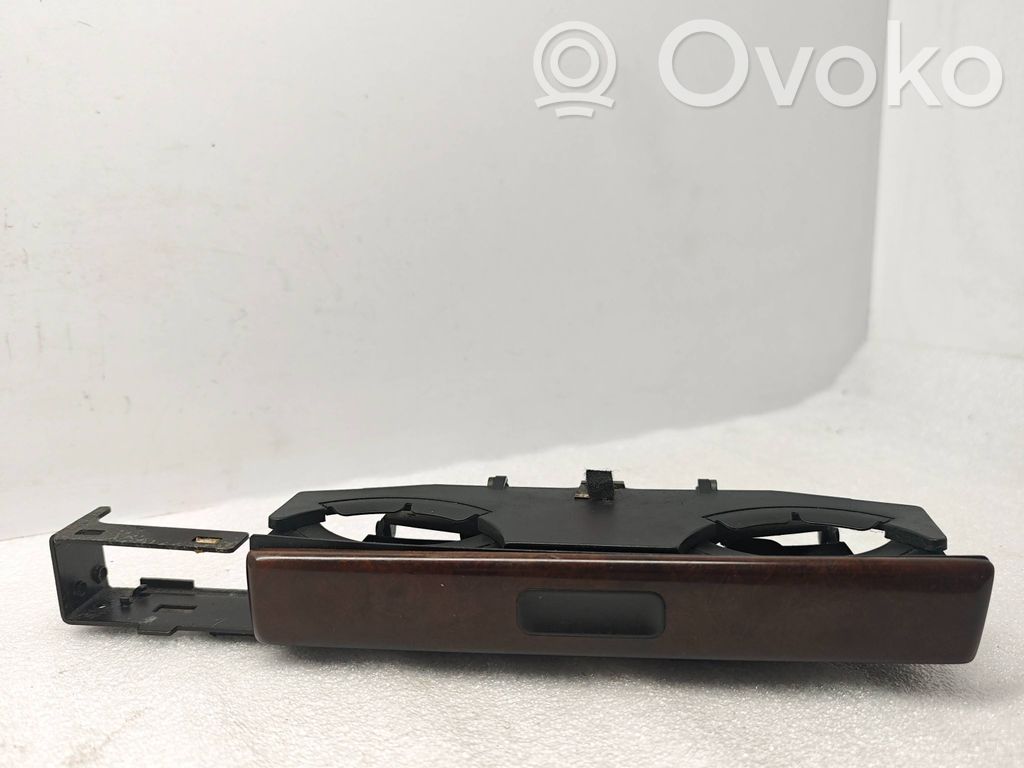 BMW 7 E38 Cup holder front 