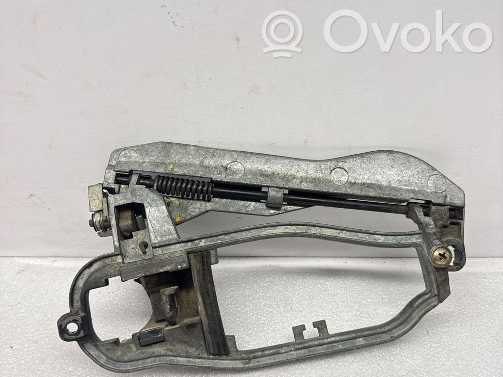 BMW X5 E53 Etuoven ulkokahva 