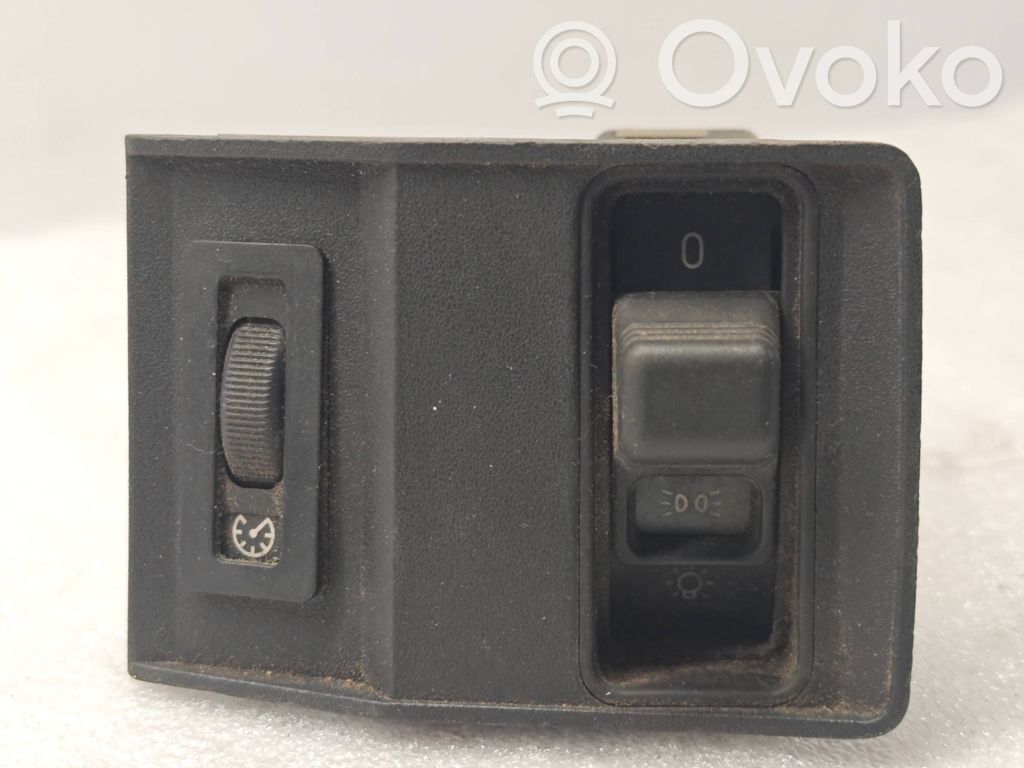 Lichtschalter   1384005,38813705
