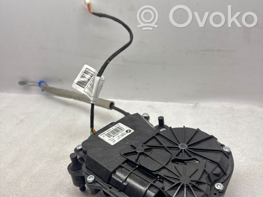 BMW X5 G05 Siłownik elektryczny podnoszenia klapy tylnej / bagażnika 