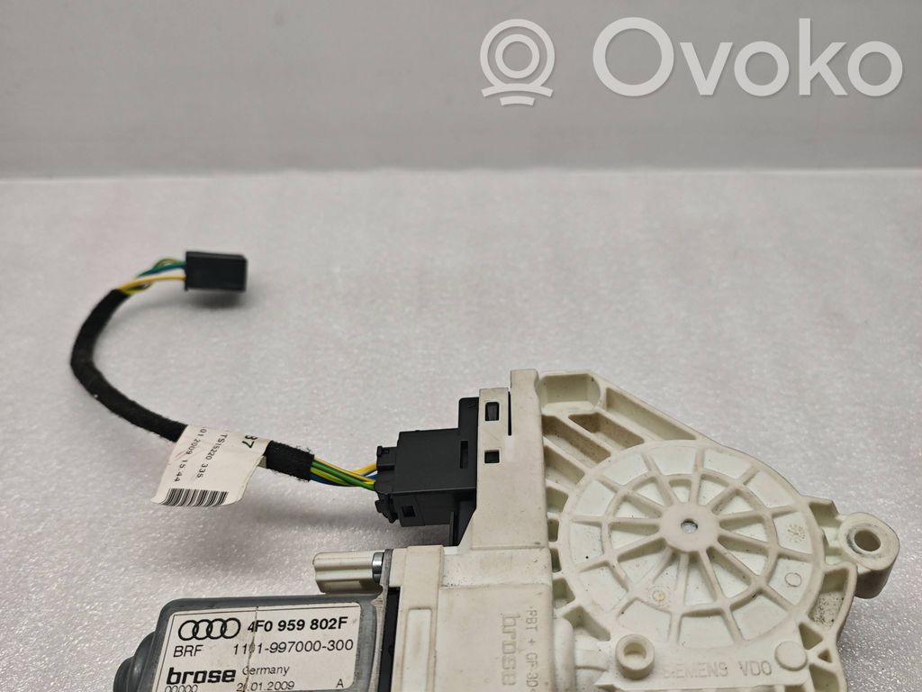 Audi A6 S6 C6 4F Aizmugurē loga pacēlāja motoriņš 
