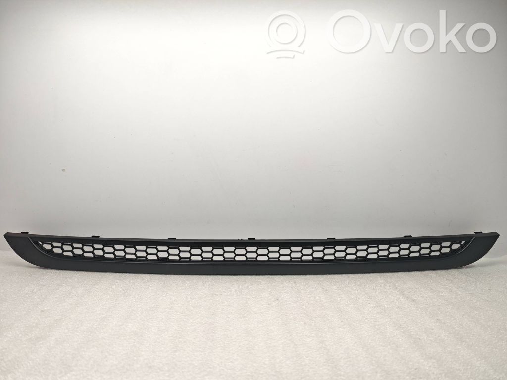 Atrapa chłodnicy / Grill   51110140255,15178911,0140255
