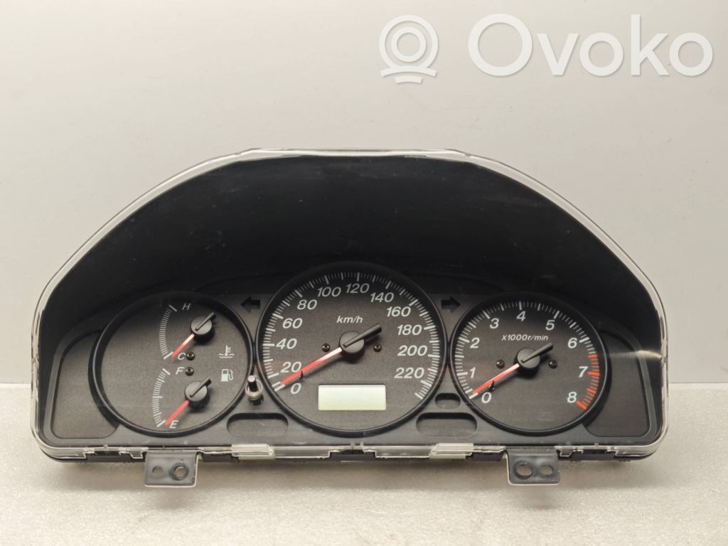 Mazda 323 Spidometrs (instrumentu panelī) 