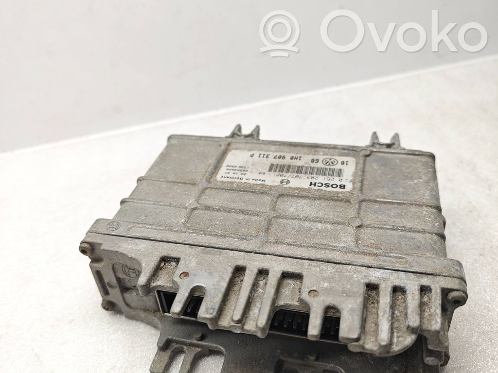 Volkswagen Golf III Unitate/modul de control motor 