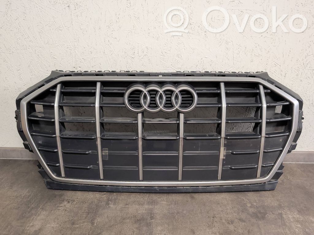 Audi Q5 SQ5 FY Maskownica / Grill / Atrapa górna chłodnicy 