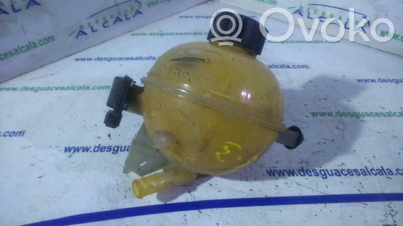 Depósito de expansión de combustible
