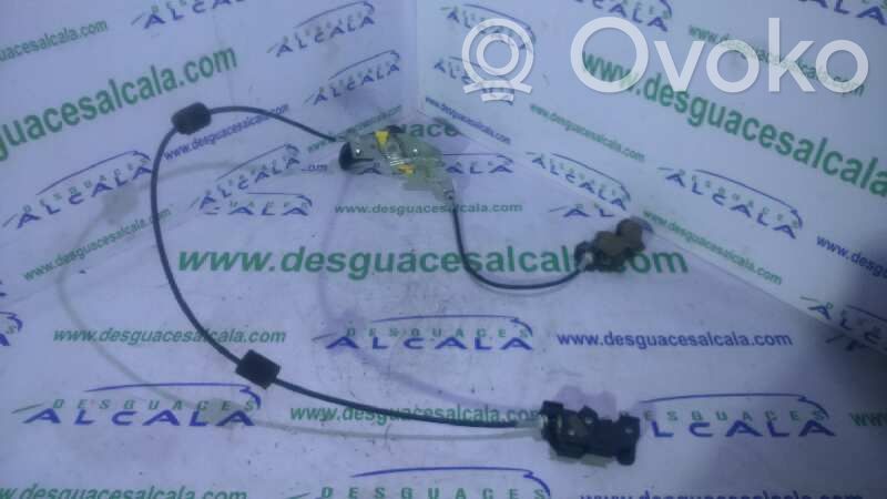 Tailgate lock latch