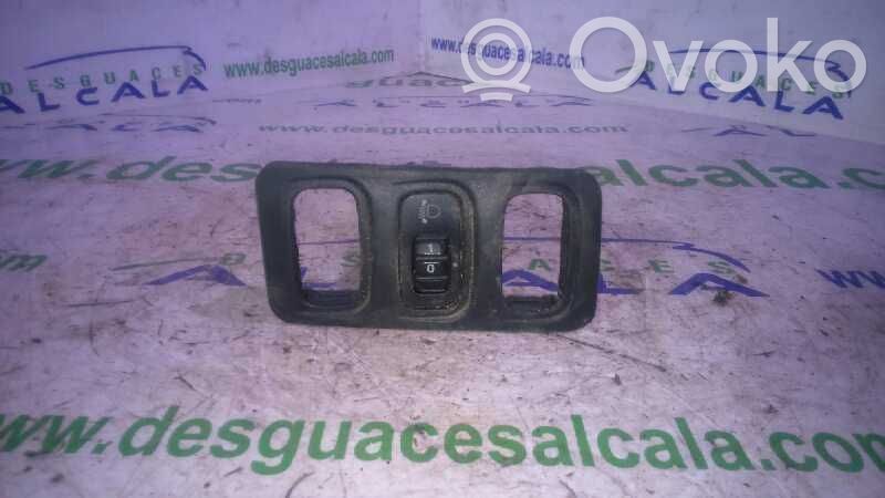 Mitsubishi Montero Comutator lumini bord 