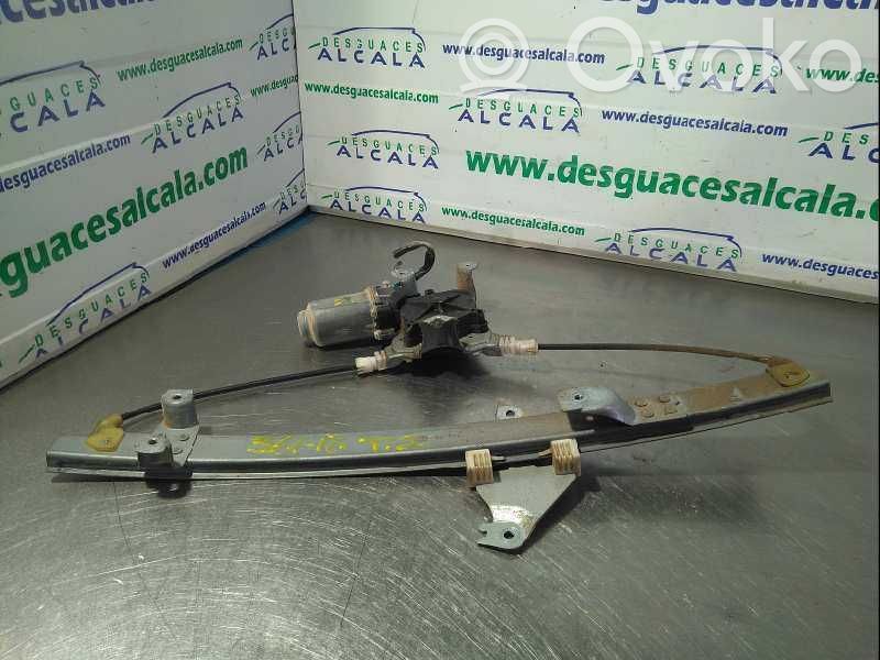 Nissan Primera Meccanismo di sollevamento del finestrino posteriore senza motorino