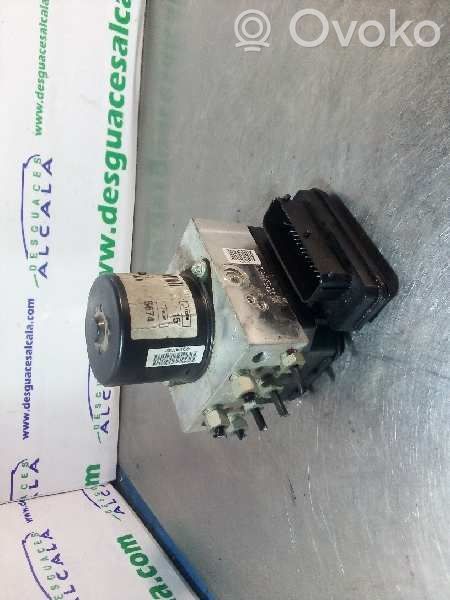 Unidad de control/módulo del ABS   22827930