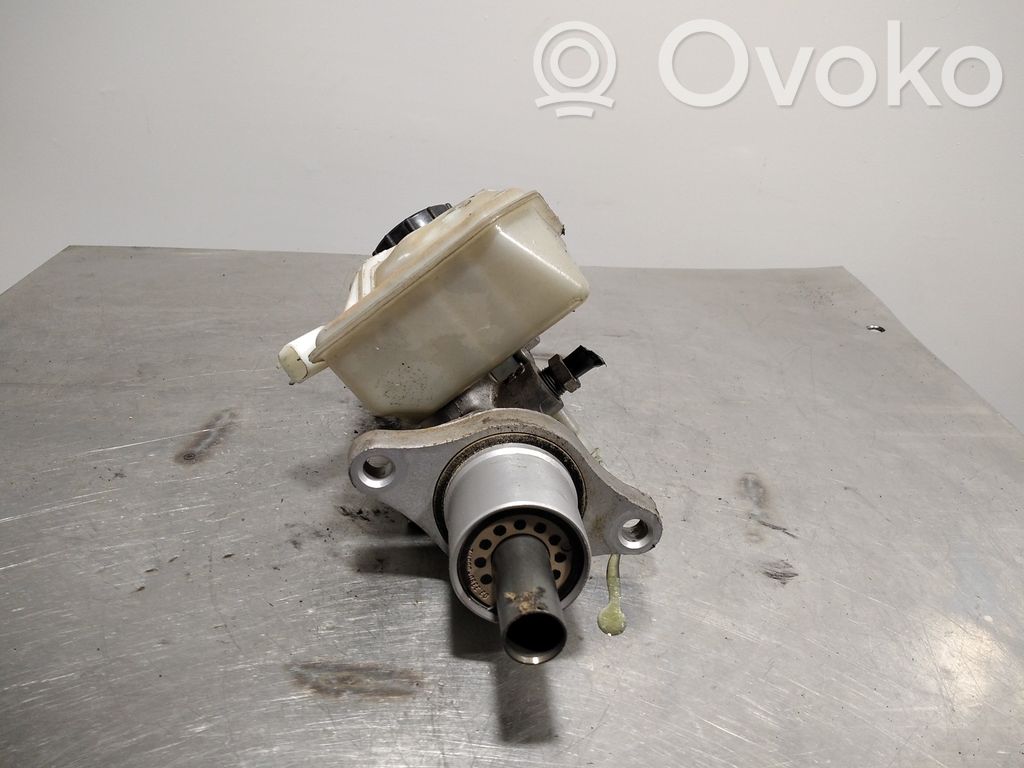 Brake booster   2SALIDAS