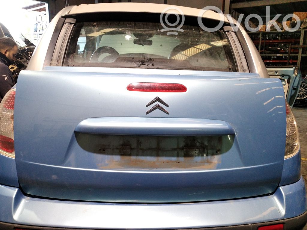 Rear door
