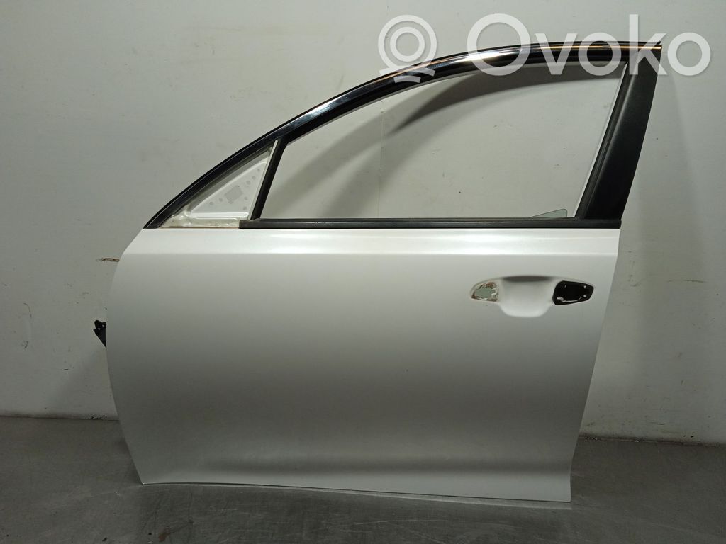 Priekinės durys   76003D4000