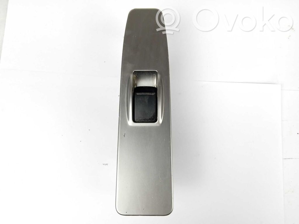 Przyciski szyb   8608A143