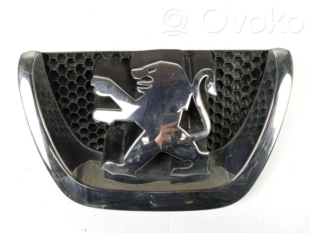 Peugeot Partner Grilă aripă 