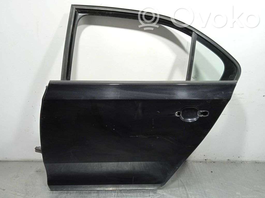 Puerta trasera   5JA833051B
