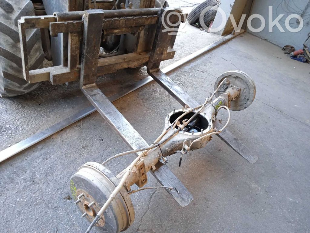 Mitsubishi L300, Cosmos Hinterachsträger mit Reduzierstück 
