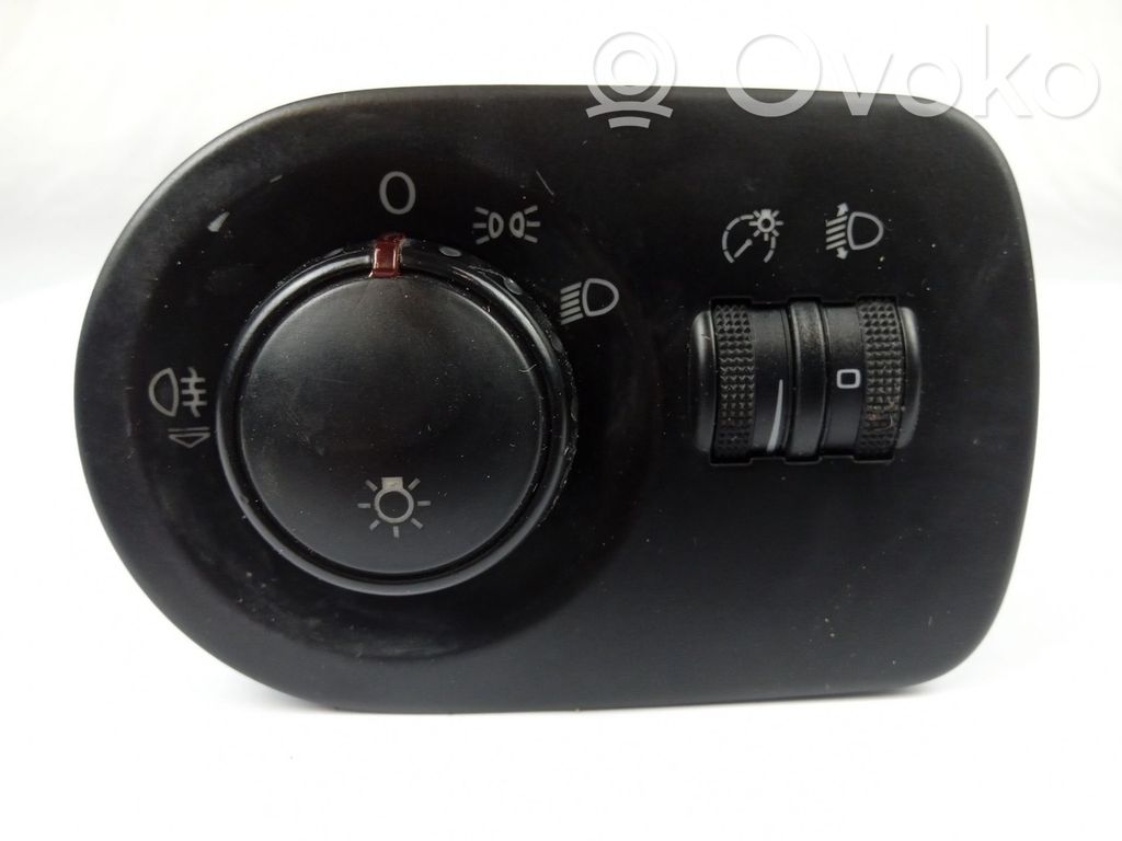 Panel lighting control switch   1P1941431F