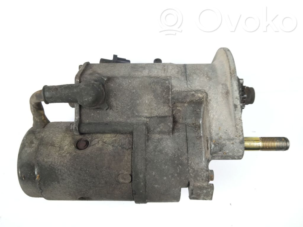 Toyota Land Cruiser (J100) Rozrusznik 