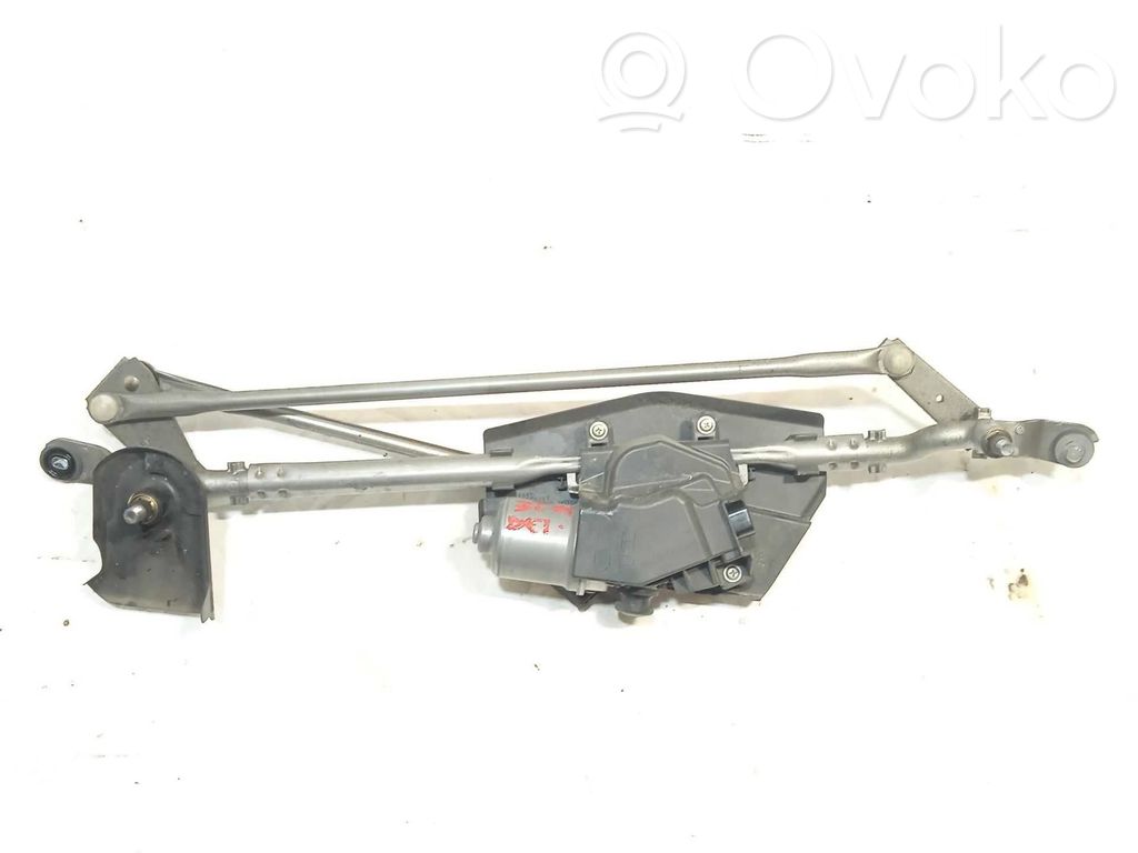 Pyyhkimen moottori   8250A955