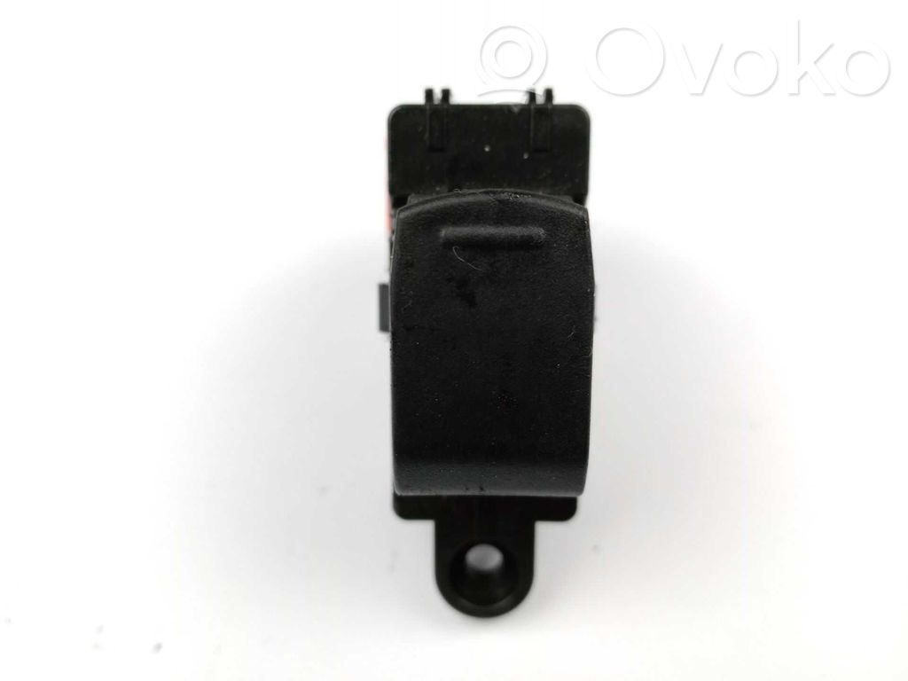 Comutator comandă geamuri electrice   3799568L00