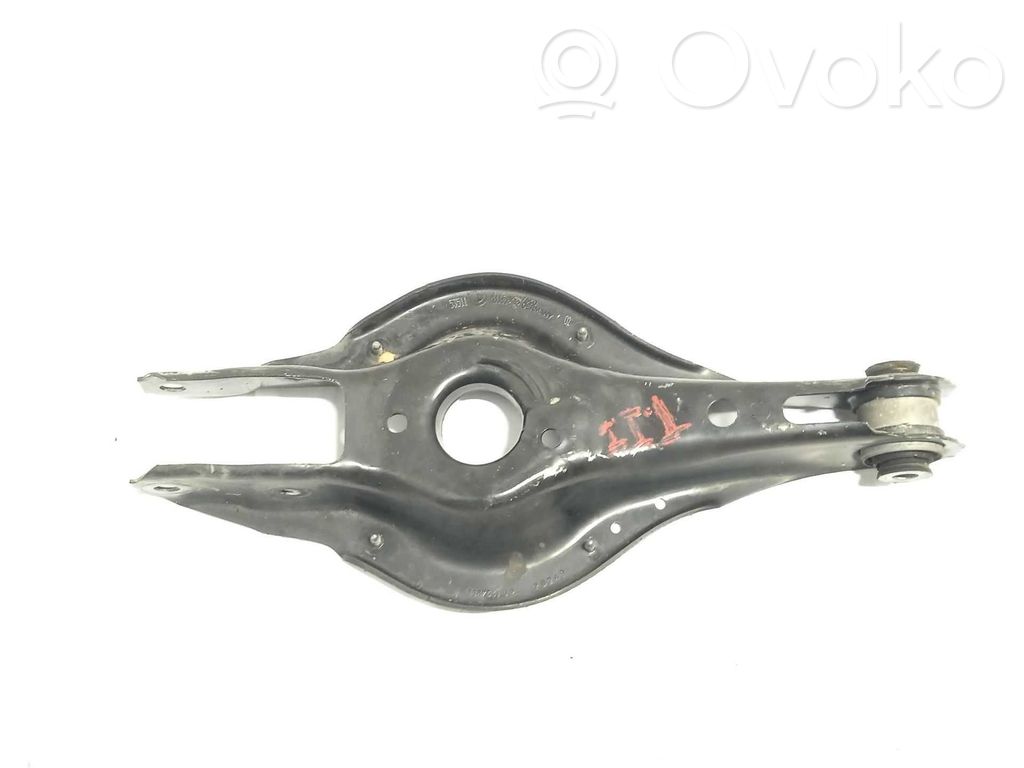 Braț control spate   6867540