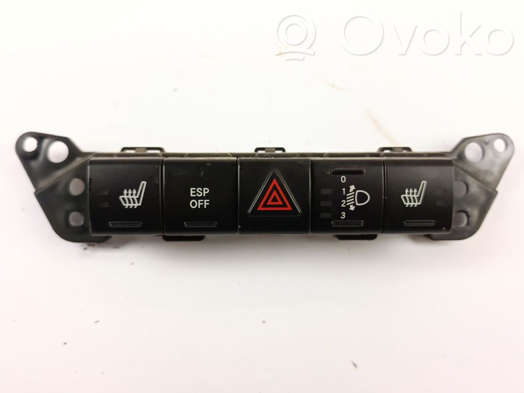 Jeep Compass Logu elektriskās apsildes slēdzis 