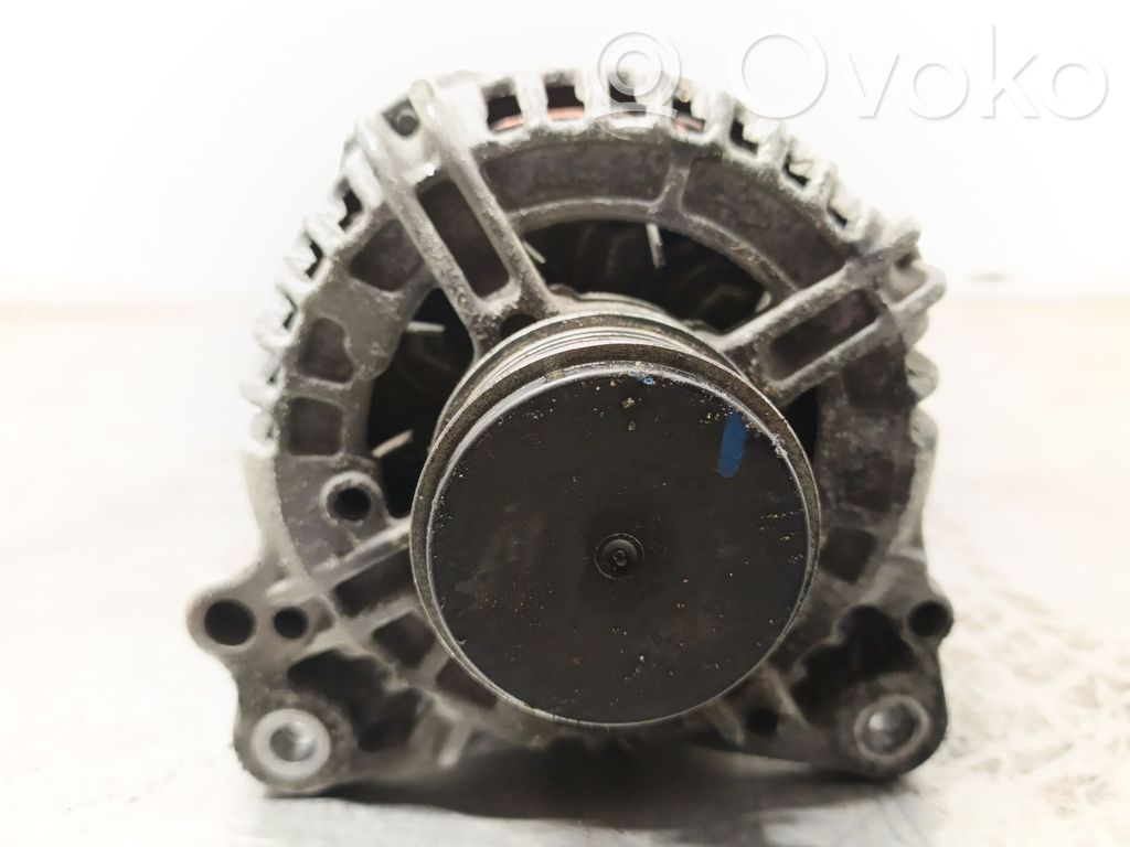 Ģenerators   06F903023F