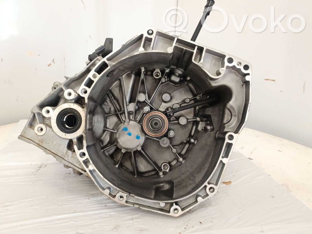 Nissan Juke II F16 Boîte de vitesses manuelle à 5 vitesses