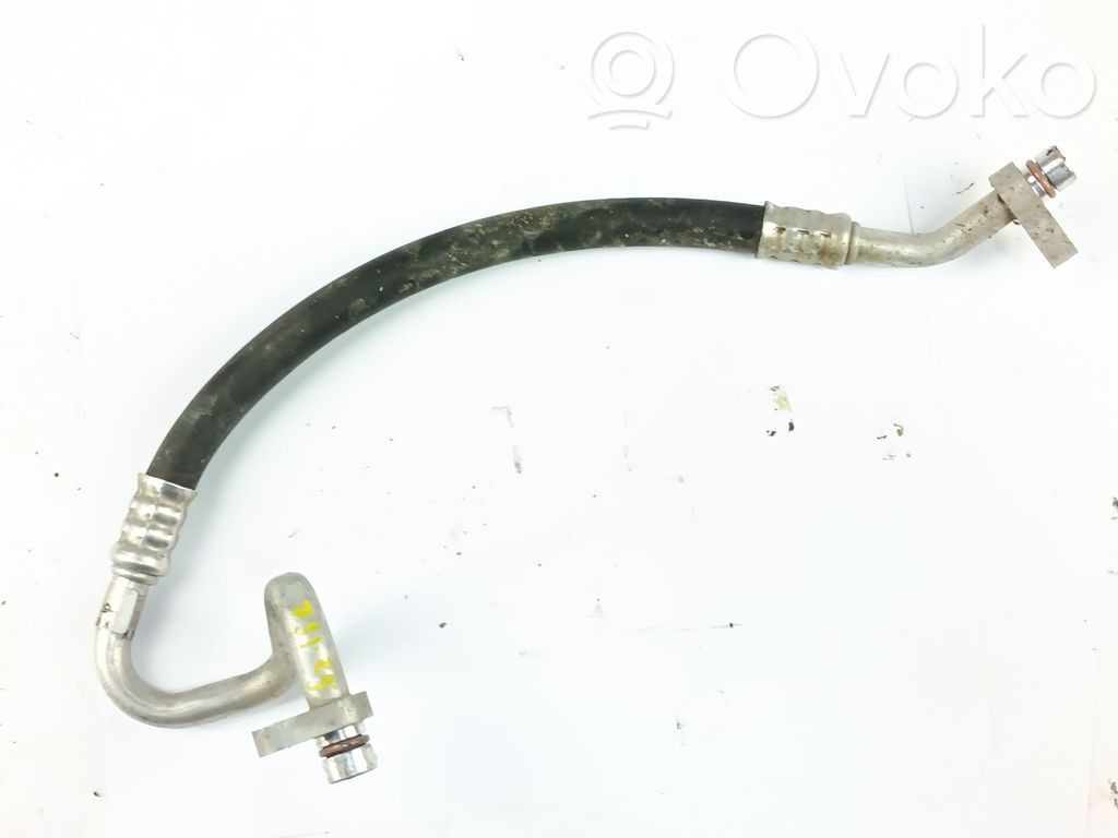Nissan Note (E12) Ilmastointilaitteen putki (A/C) 