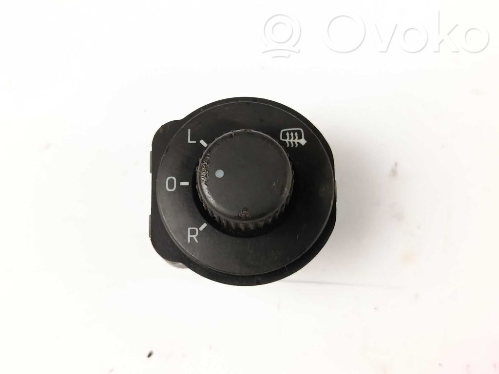 Comutator oglinzi laterale   5JB959565
