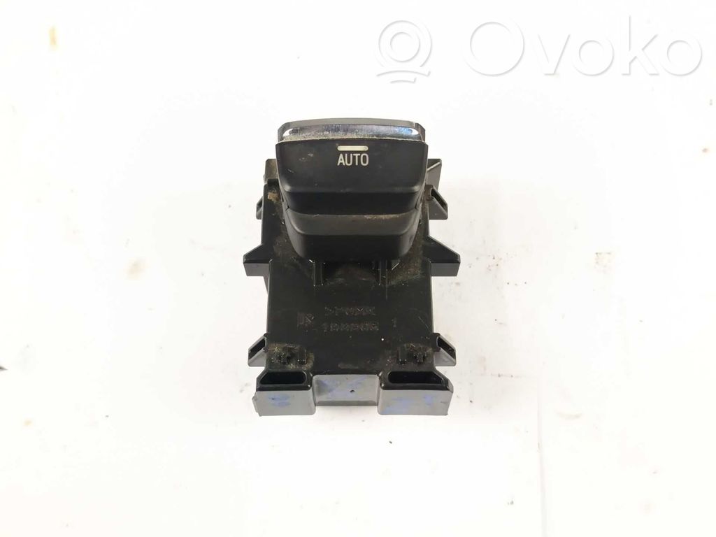 Interruptor del elevalunas eléctrico   83071FL250