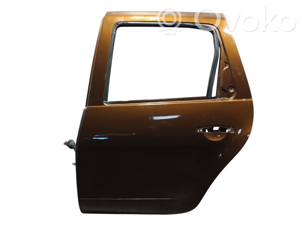 Galinės durys   821011909R