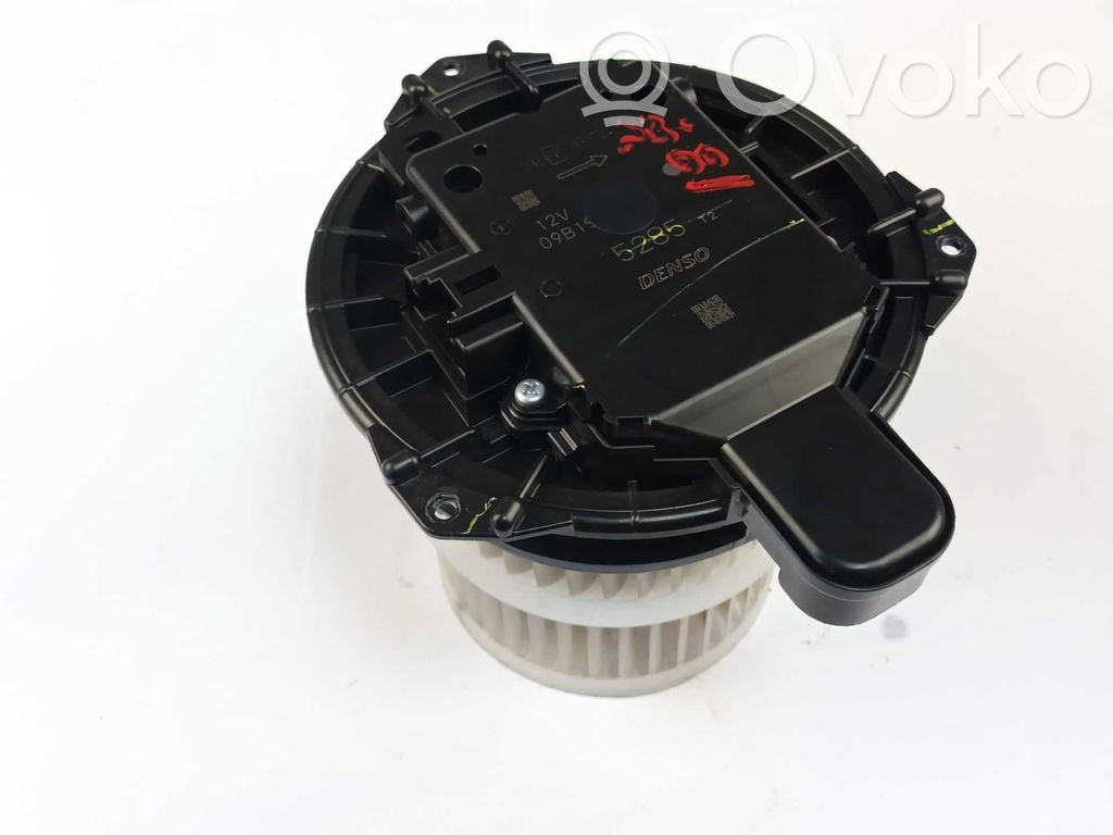 Toyota C-HR I Ventola riscaldamento/ventilatore abitacolo 