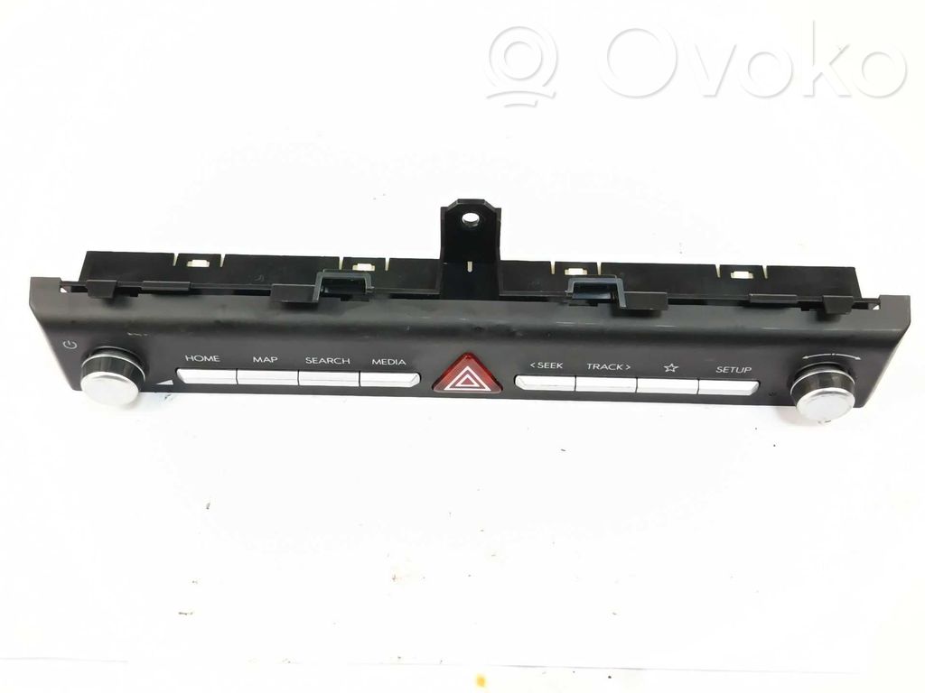 Hyundai Tucson TL Przycisk / Przełącznik ogrzewania szyby przedniej / czołowej 